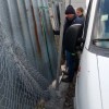 Работници от общинската фирма не могат да влязат на територията на гробището в квартал "Речица" заради паркиран микробус