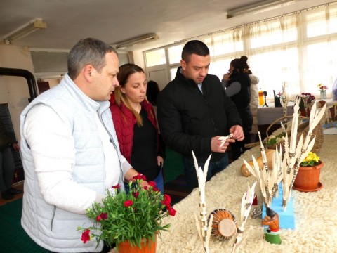 Изложба на бутурници в с. Млекарево