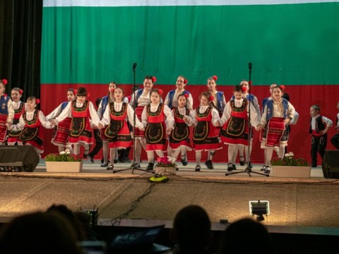 Твърдица тържествено отбеляза 147 години от Освобождението на България