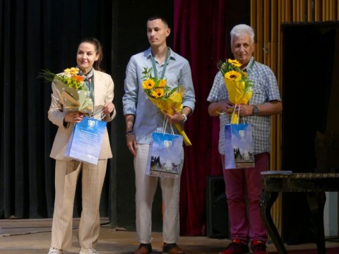 Нова Загора отново бе сцена на вдъхновение с Националния фестивал на любителските театри