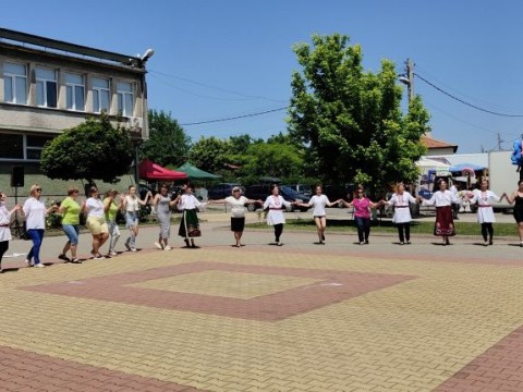 Тридневен празник в с. Новоселец събра традиции, фолклор и общностен дух