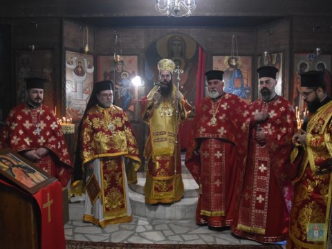 Живоприемни източник
