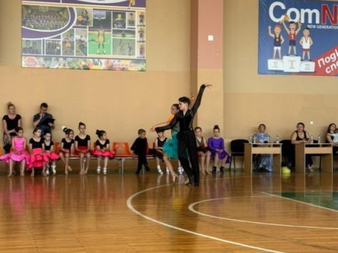 Спортни танци