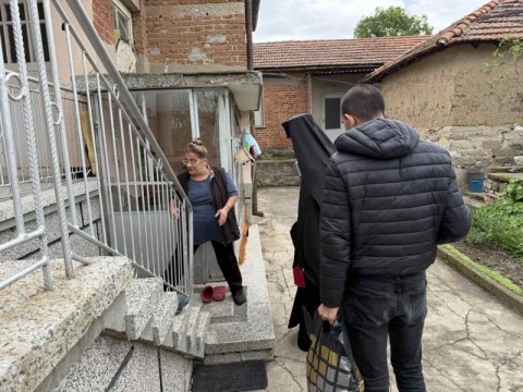 Сливенският митрополит Арсений посети Полски Градец 