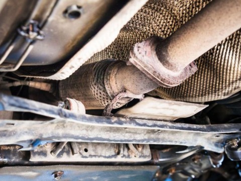 Как да смените задното гърне на автомобила си сами?