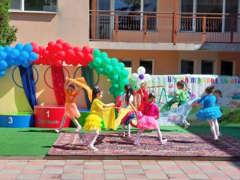 Спортен празник