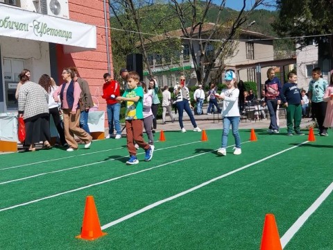 Великден – празник на светлината, вярата и обичта в Твърдица