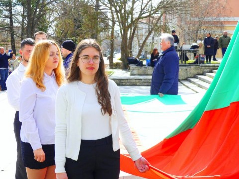 Нова Загора тържествено отбеляза 3 март – Деня на Освобождението на България