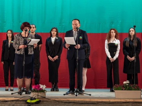 Твърдица тържествено отбеляза 147 години от Освобождението на България