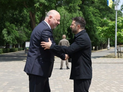 Премиерът Желязков, украинският президент Зеленски и лидери от Югоизточна Европа поднесоха цветя на Алеята на героите в Одеса