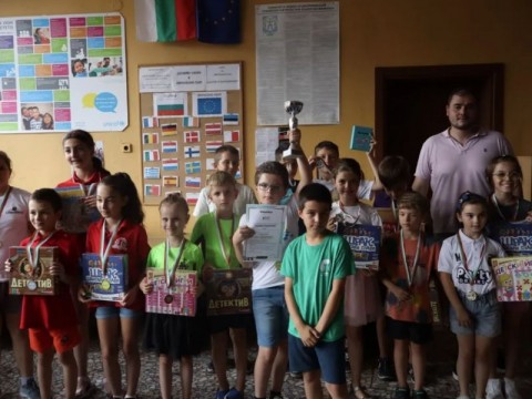 Шахматни надежди блестят в Котел на турнир