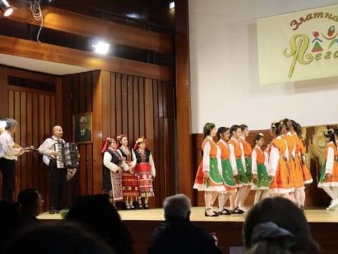 Котел посрещна близо 1000 участници в двата престижни фолклорни конкурса „Фолклорна огърлица“ и „Златна гега“