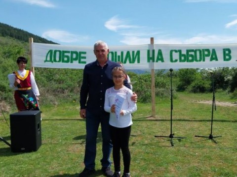 ChatGPT каза: Традиционна среща-събор събра жители на Козарево и Конаре край „Улищица“